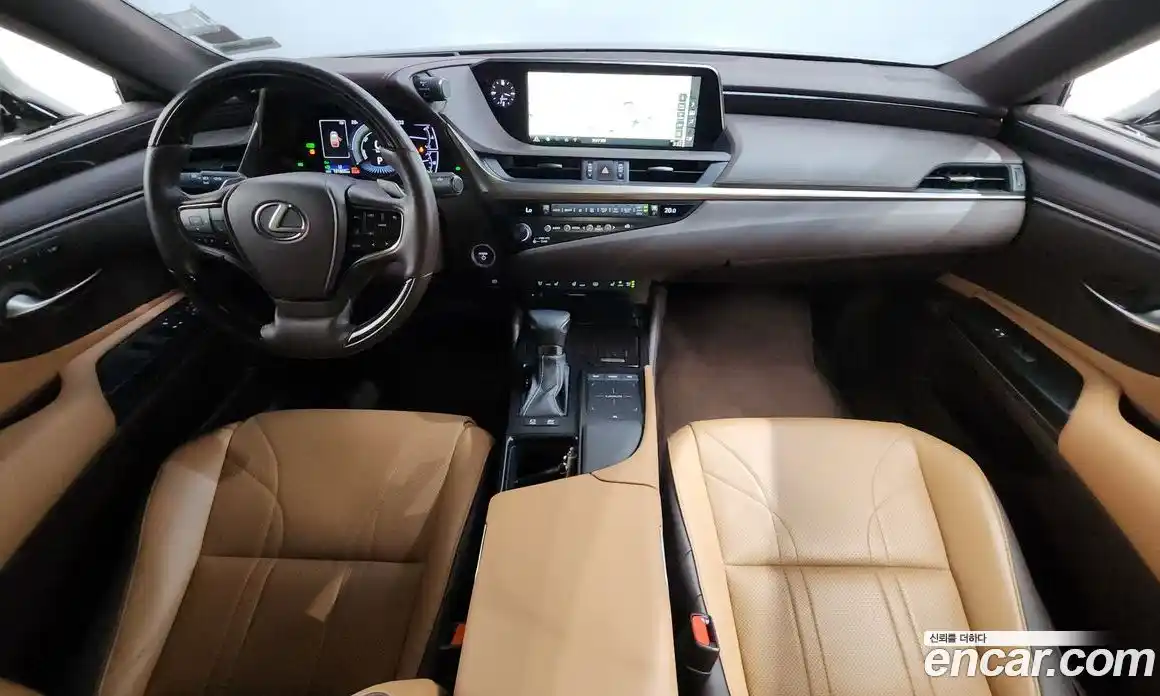 Lexus ES 2018 2.5 автомат (гидро), фото 7 Lexus ES 2018 2.5 автомат (гидро), фото 7
