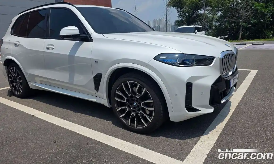 BMW X5 2025 3.0 автомат (гидро), фото 5