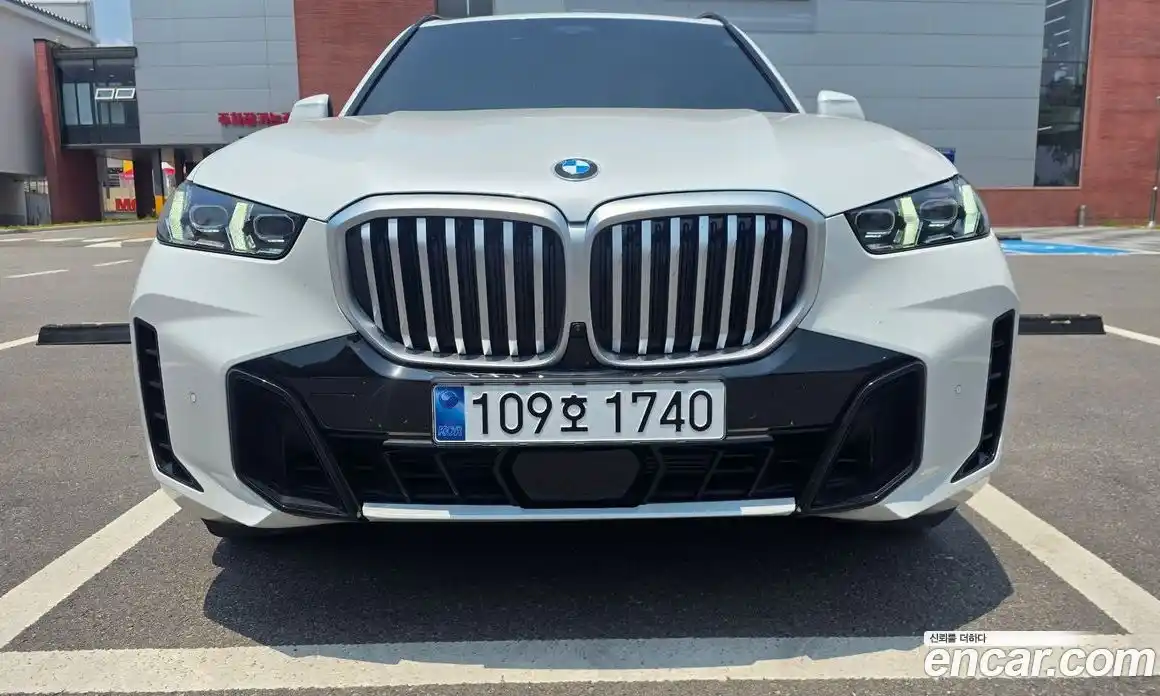 BMW X5 2025 3.0 автомат (гидро), фото 6