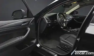BMW X4 2025 2.0 автомат (гидро), миниатюра 10