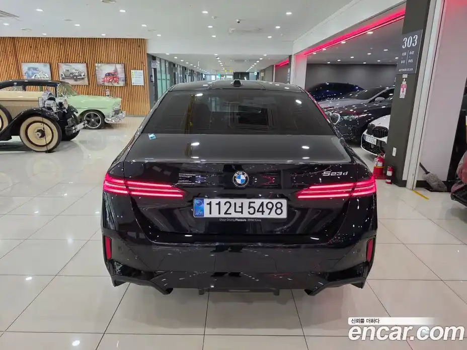 BMW 5 серия 2025 2.0 автомат (гидро), фото 4