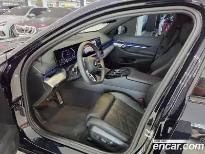 BMW 5 серия 2025 2.0 автомат (гидро), миниатюра 10