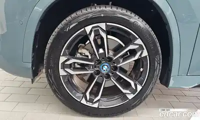 BMW iX1 2025 0.2 автомат (гидро), миниатюра 5
