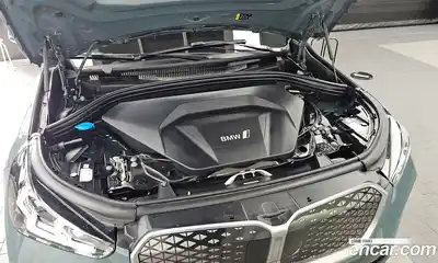BMW iX1 2025 0.2 автомат (гидро), миниатюра 6
