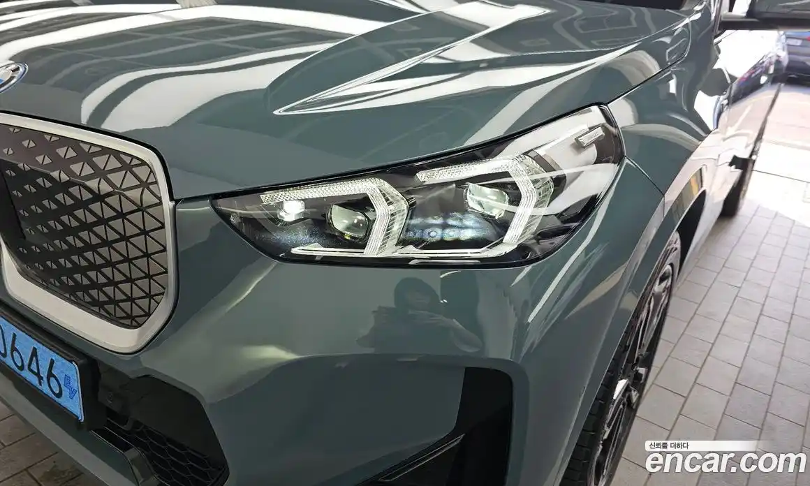 BMW iX1 2025 0.2 автомат (гидро), фото 8
