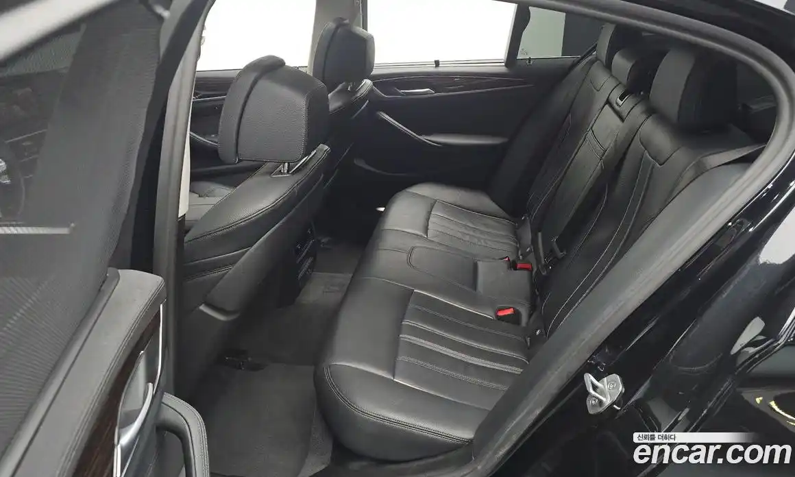 BMW 5 серия 2022 2.0 автомат (гидро), фото 12