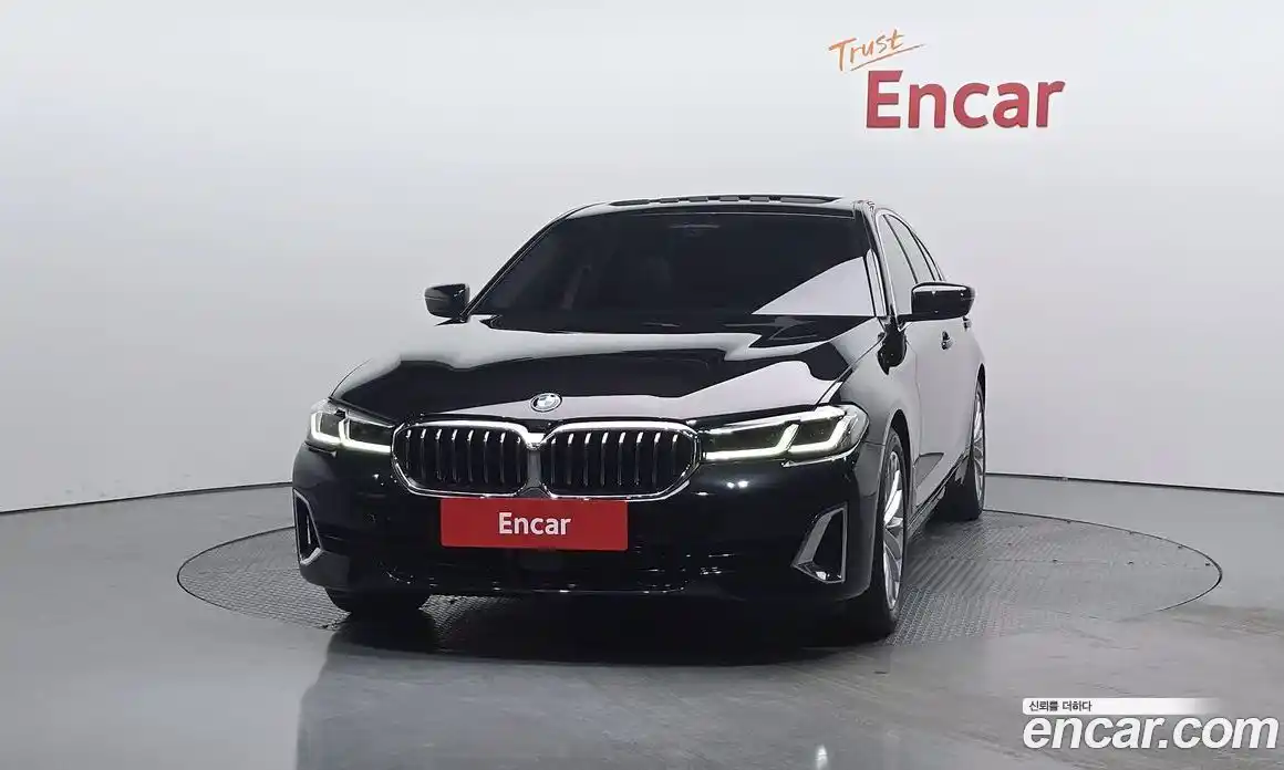 BMW 5 серия 2022 2.0 автомат (гидро), фото 3