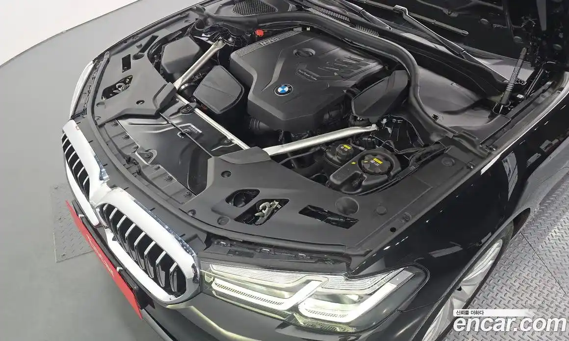 BMW 5 серия 2022 2.0 автомат (гидро), фото 6