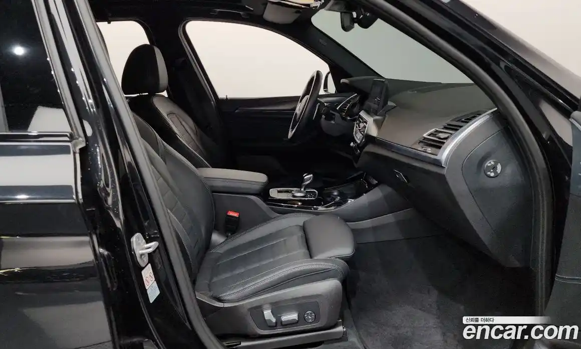 BMW X3 2023 2.0 автомат (гидро), фото 16