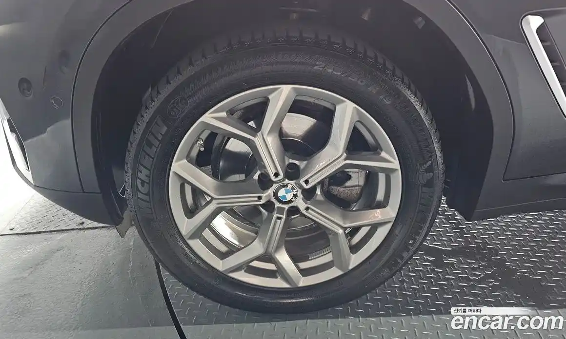 BMW X3 2022 2.0 автомат (гидро), фото 5