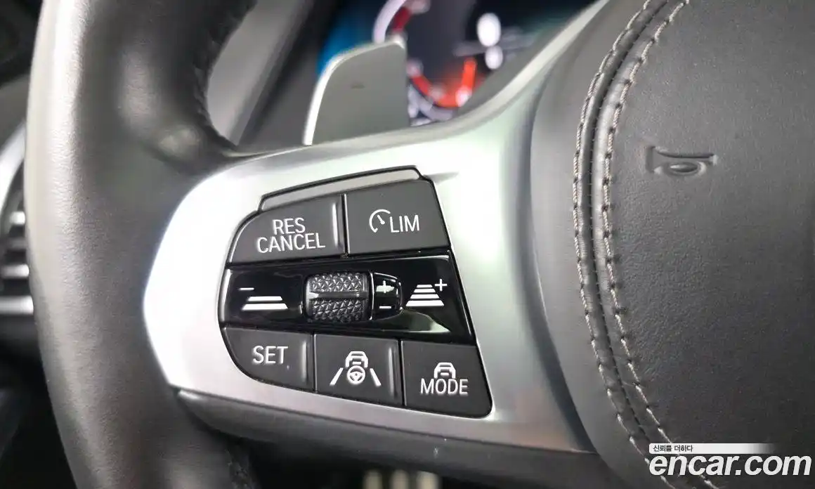 BMW X6 2022 3.0 автомат (гидро), фото 22