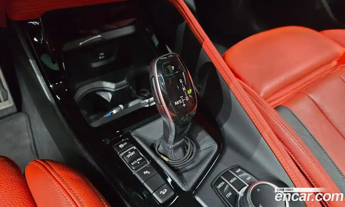 BMW X2 2023 2.0 автомат (гидро), фото 12