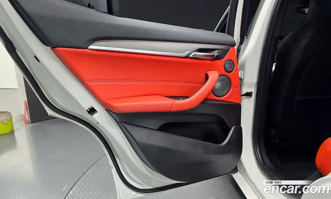 BMW X2 2023 2.0 автомат (гидро), фото 15