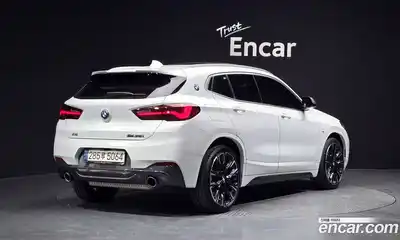 BMW X2 2023 2.0 автомат (гидро), миниатюра 2