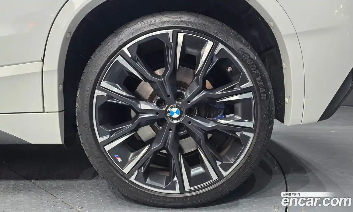 BMW X2 2023 2.0 автомат (гидро), фото 7