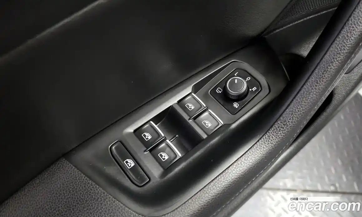 Volkswagen Passat 2018 2.0 автомат (гидро), фото 30