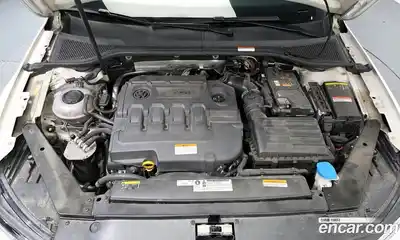Volkswagen Passat 2018 2.0 автомат (гидро), миниатюра 6