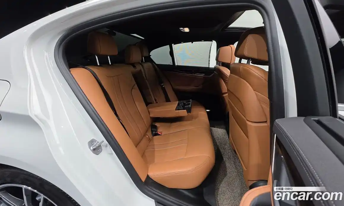 BMW 5 серия 2022 2.0 автомат (гидро), фото 19
