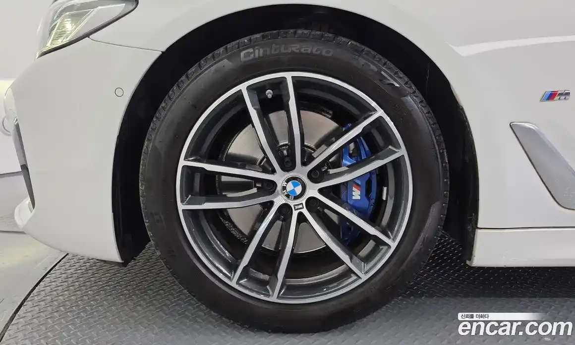 BMW 5 серия 2022 2.0 автомат (гидро), фото 5