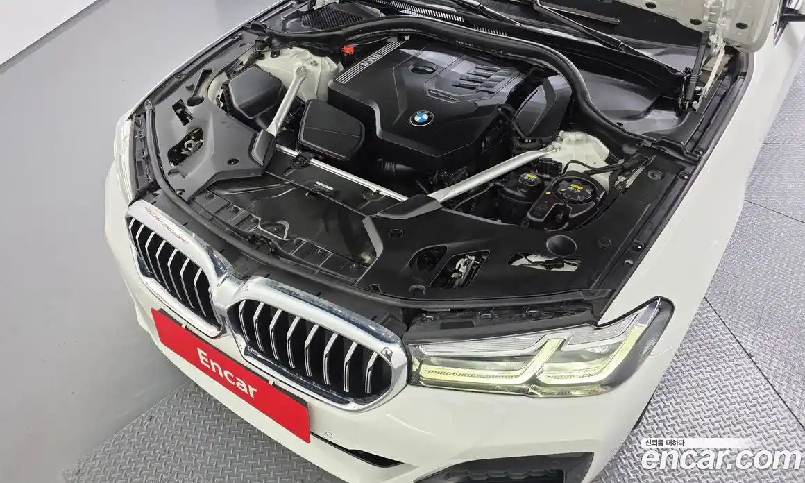 BMW 5 серия 2022 2.0 автомат (гидро), фото 6