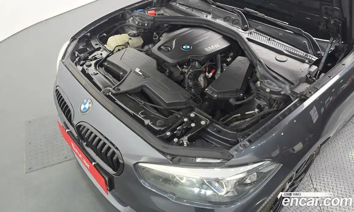 BMW 1 серия 2017 2.0 автомат (гидро), фото 6