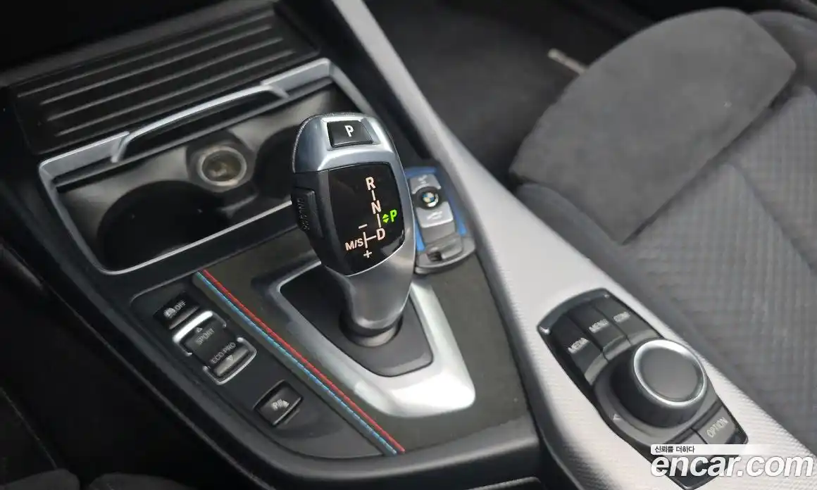 BMW 1 серия 2017 2.0 автомат (гидро), фото 9