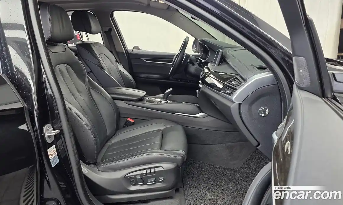 BMW X6 2019 3.0 автомат (гидро), фото 11