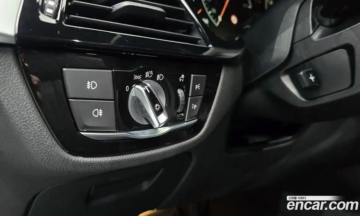 BMW 5 серия 2019 2.0 автомат (гидро), фото 19