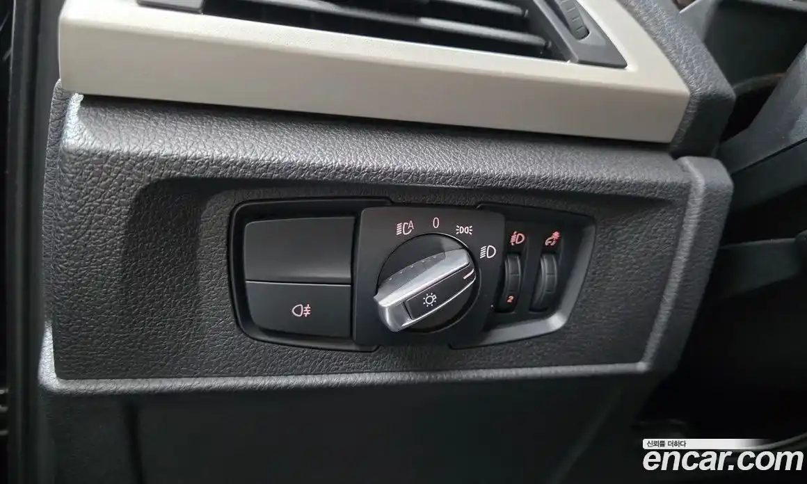 BMW 1 серия 2017 2.0 автомат (гидро), фото 27