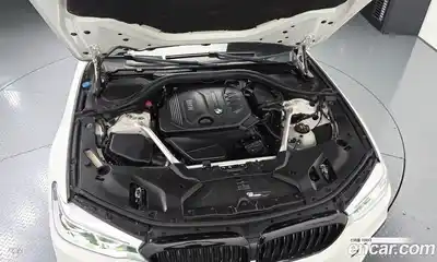 BMW 5 серия 2018 2.0 автомат (гидро), миниатюра 6