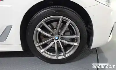 BMW 5 серия 2018 2.0 автомат (гидро), миниатюра 7
