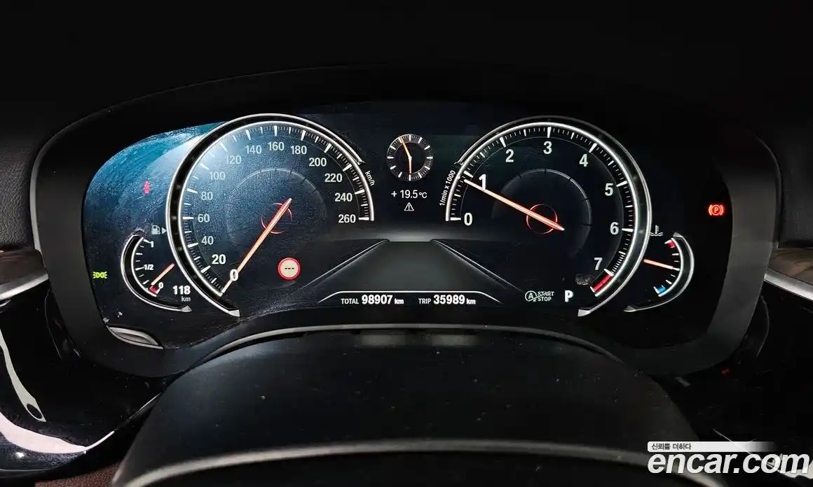 BMW 5 серия 2017 2.0 автомат (гидро), фото 11