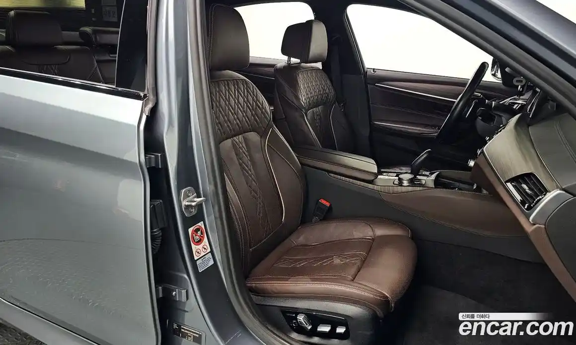 BMW 5 серия 2017 2.0 автомат (гидро), фото 16