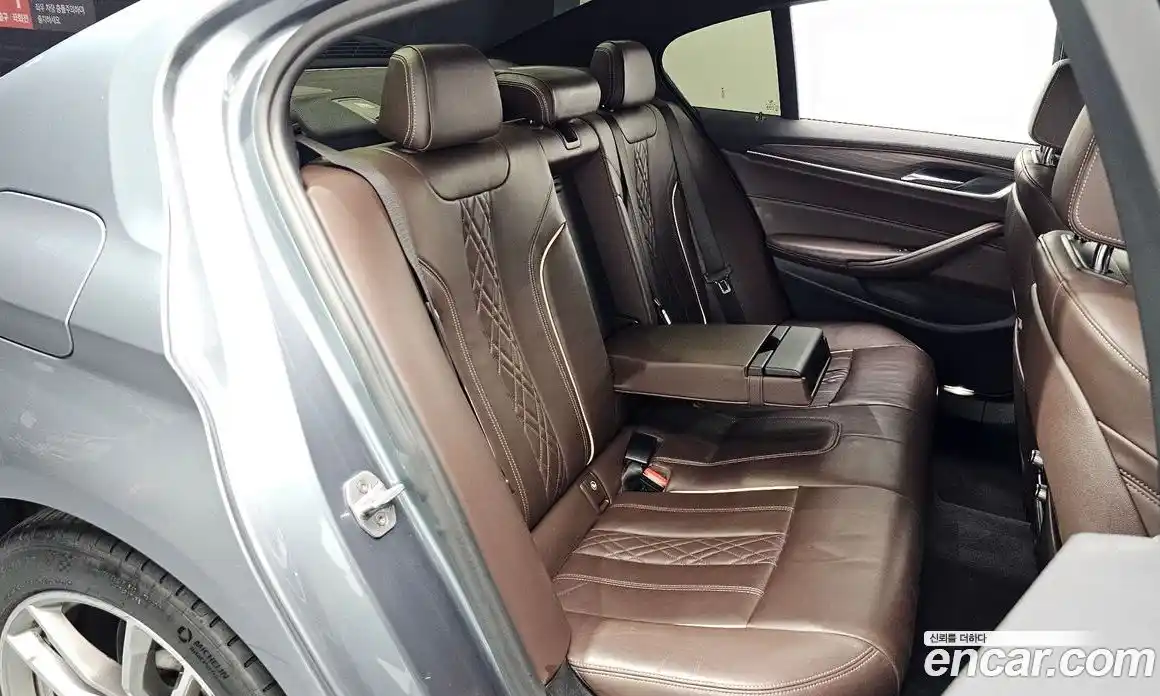 BMW 5 серия 2017 2.0 автомат (гидро), фото 17