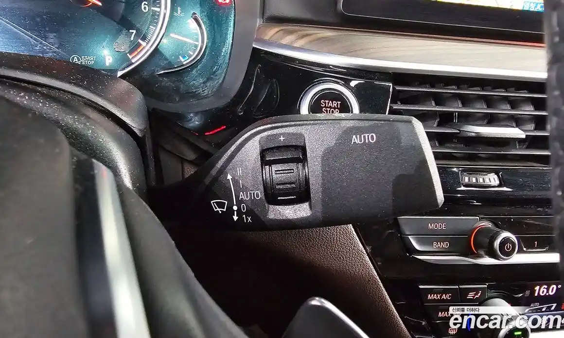 BMW 5 серия 2017 2.0 автомат (гидро), фото 25