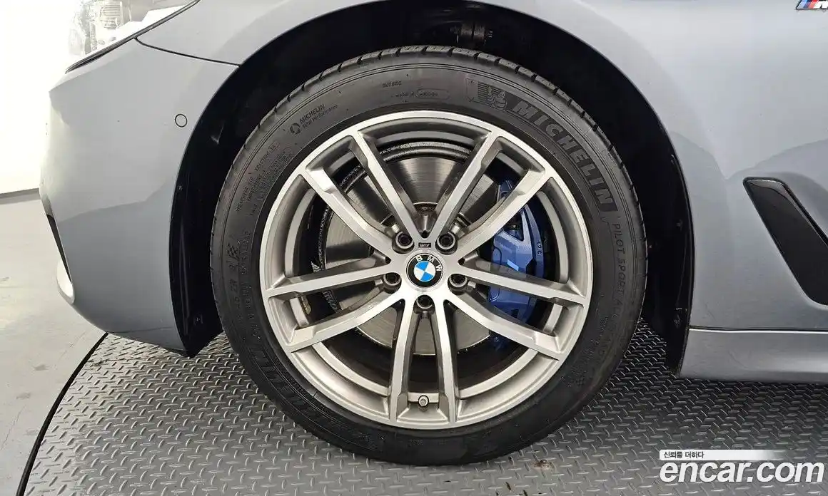 BMW 5 серия 2017 2.0 автомат (гидро), фото 5