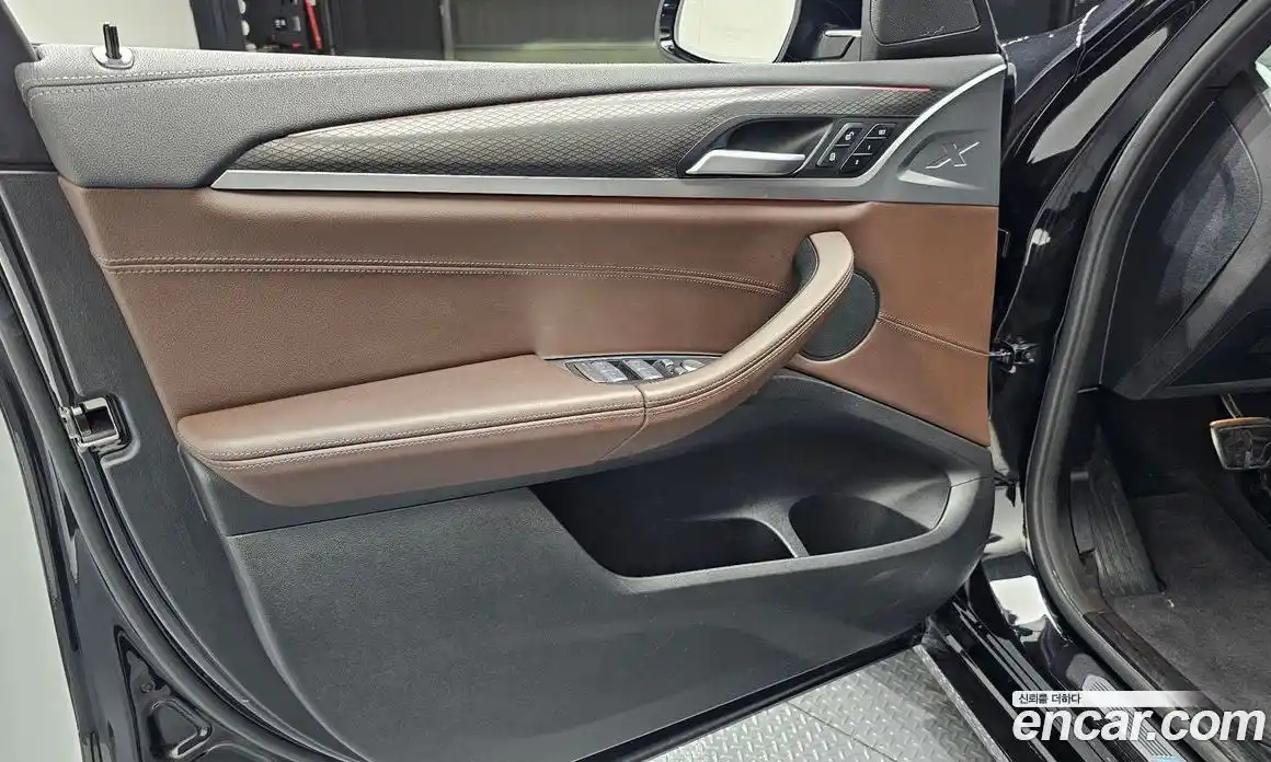 BMW X3 2023 2.0 автомат (гидро), фото 13