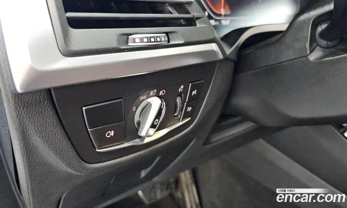 BMW X3 2023 2.0 автомат (гидро), фото 29