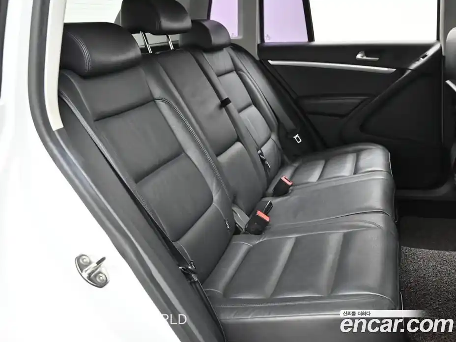 Volkswagen Tiguan 2014 2.0 автомат (гидро), фото 12