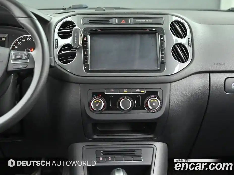 Volkswagen Tiguan 2014 2.0 автомат (гидро), фото 14