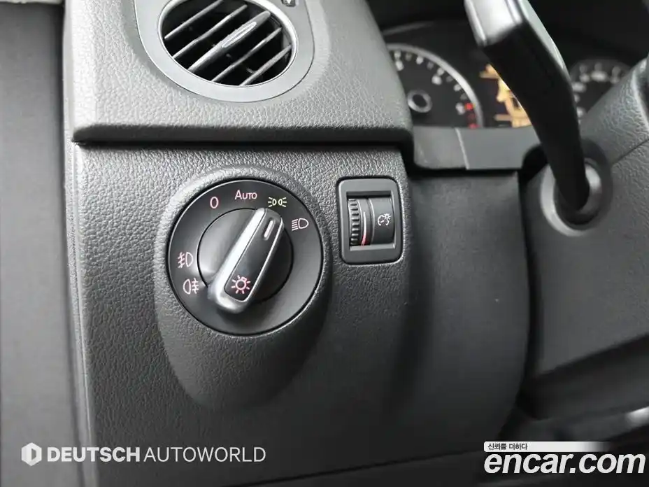 Volkswagen Tiguan 2014 2.0 автомат (гидро), фото 16