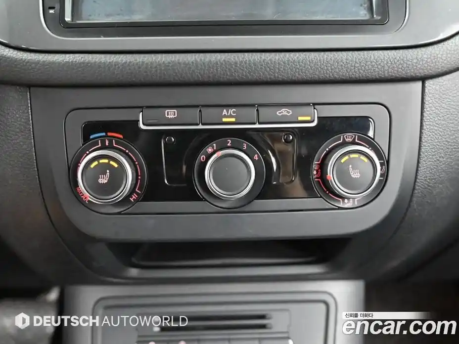 Volkswagen Tiguan 2014 2.0 автомат (гидро), фото 17
