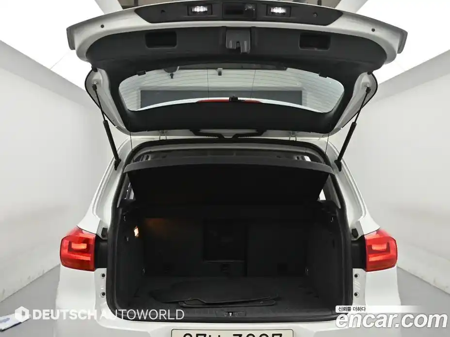 Volkswagen Tiguan 2014 2.0 автомат (гидро), фото 19
