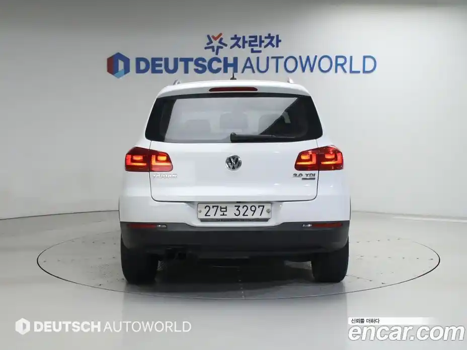 Volkswagen Tiguan 2014 2.0 автомат (гидро), фото 4