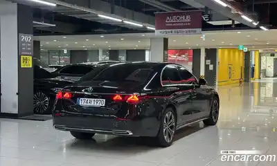 Mercedes-Benz E-Class 2025 2.0 автомат (гидро), миниатюра 3
