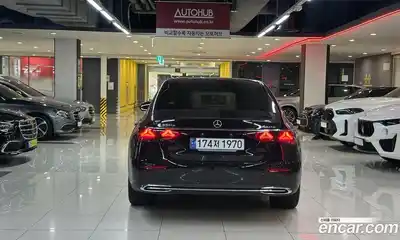 Mercedes-Benz E-Class 2025 2.0 автомат (гидро), миниатюра 4