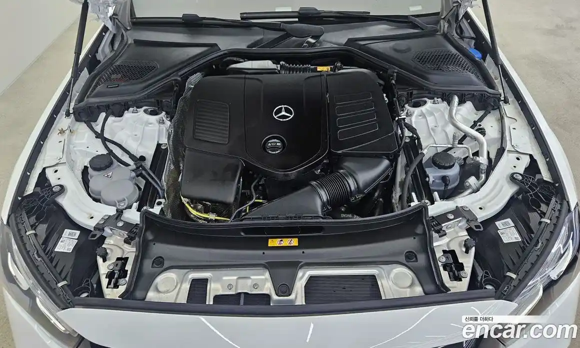 Mercedes-Benz E-Class 2025 2.0 автомат (гидро), фото 6