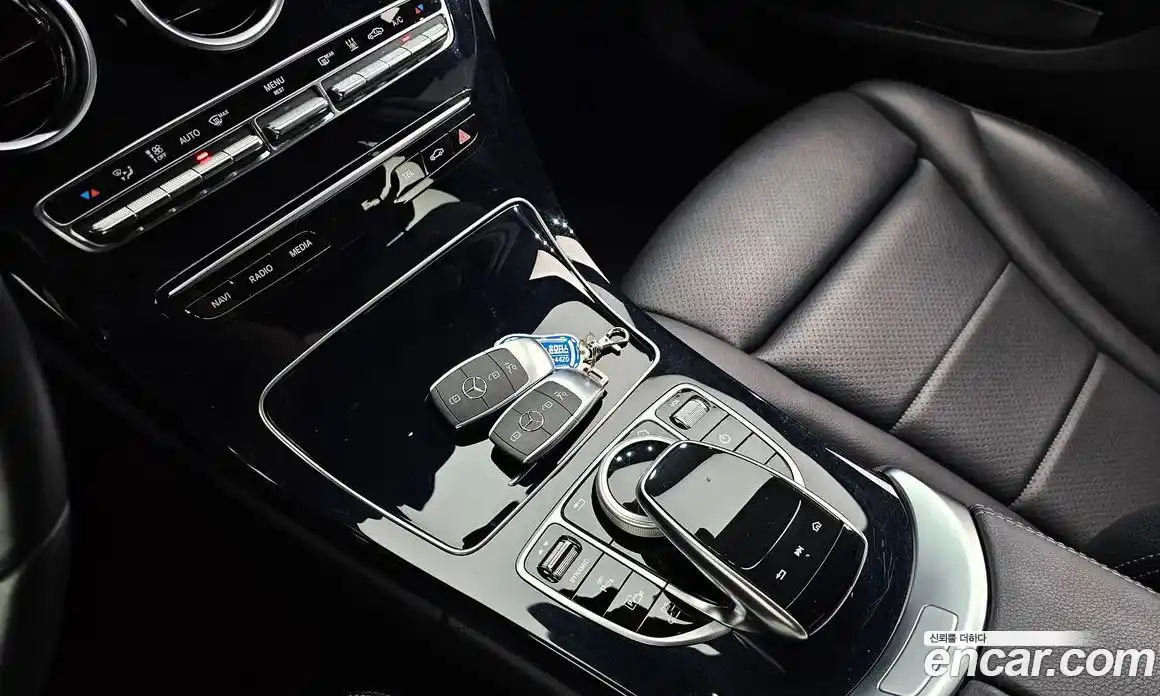 Mercedes-Benz C-Class 2020 2.0 гидро, фото 18 Mercedes-Benz C-Class 2020 2.0 гидро, фото 18