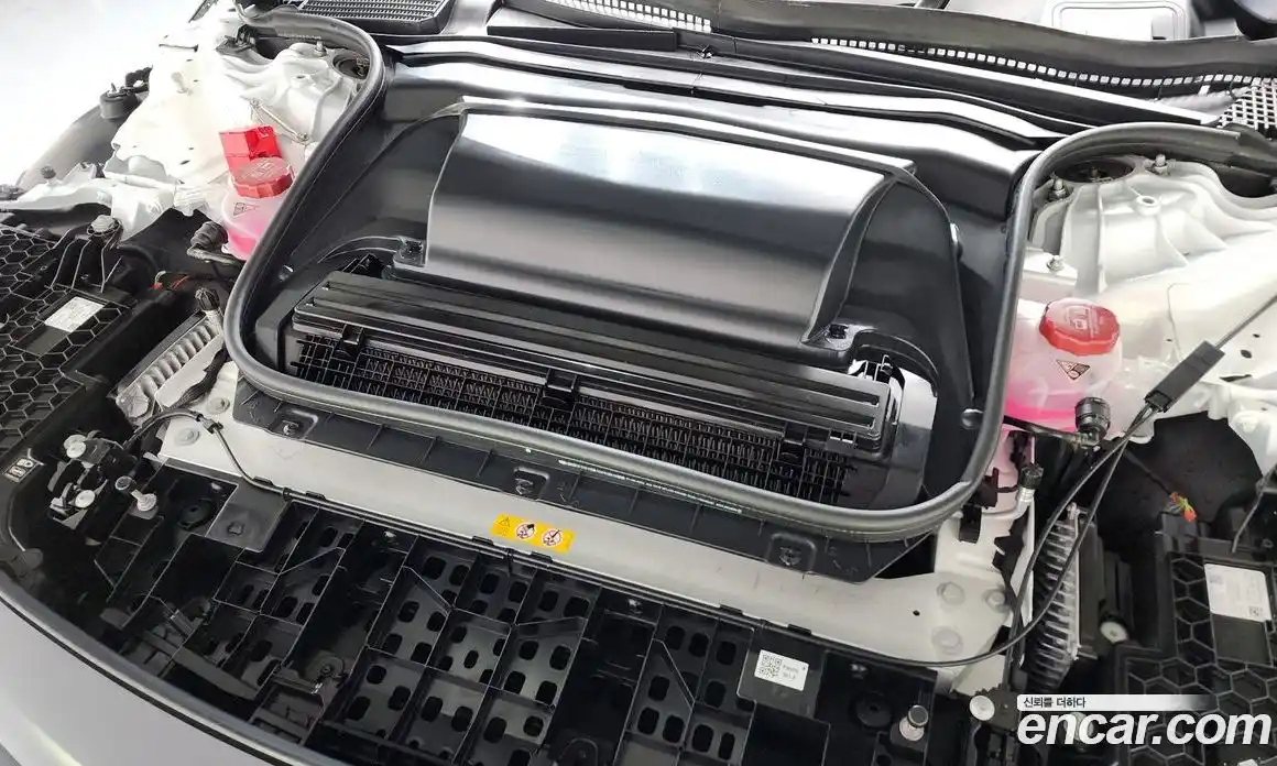 Mercedes-Benz EQE 2024 0.3 гидро, фото 5 Mercedes-Benz EQE 2024 0.3 гидро, фото 5