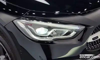 Mercedes-Benz GLA-Class 2023 2.0 гидро, миниатюра 8